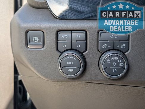 Used 2025 Chevrolet Silverado 1500 LT Trail Boss w/ Convenience Package II AWD/4WD image 16