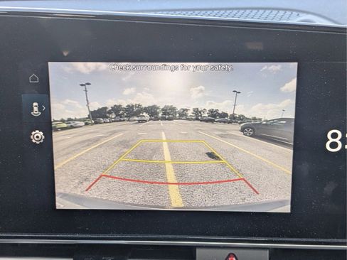 Certified 2024 Hyundai Elantra SEL FWD image 18