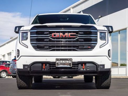 Certified 2025 GMC Sierra 1500 AT4 w/ AT4 Premium Package AWD/4WD image 65