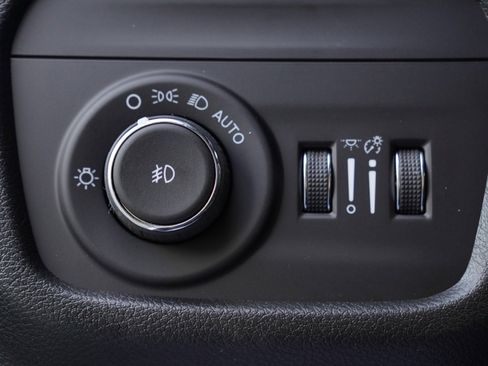 New 2025 Jeep Grand Cherokee L Limited w/ Black Appearance Package image 13