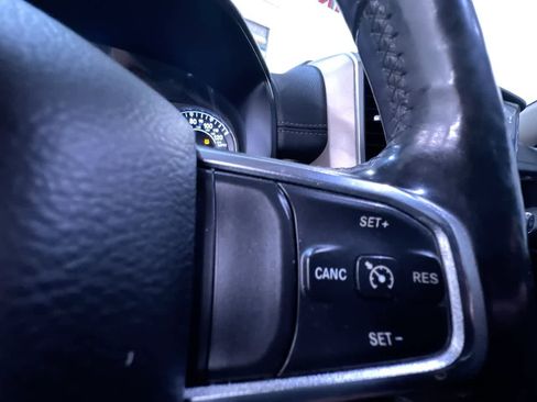 Used 2019 RAM 1500 Laramie image 20