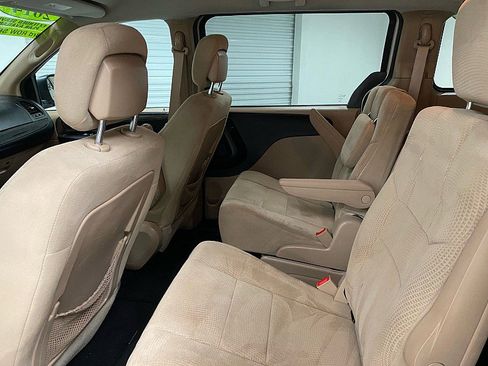 Used 2014 Dodge Grand Caravan SE w/ Quick Order Package 29E SE image 12