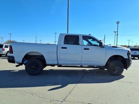 New 2026 RAM 2500 Tradesman AWD/4WD image 33