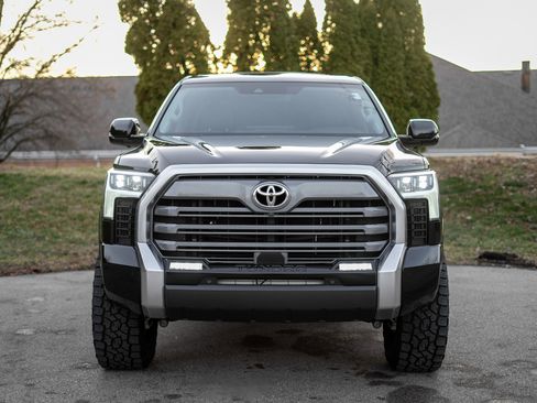 Used 2023 Toyota Tundra Limited image 2