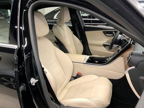 Certified 2023 Mercedes-Benz C 300 4MATIC Sedan image 7