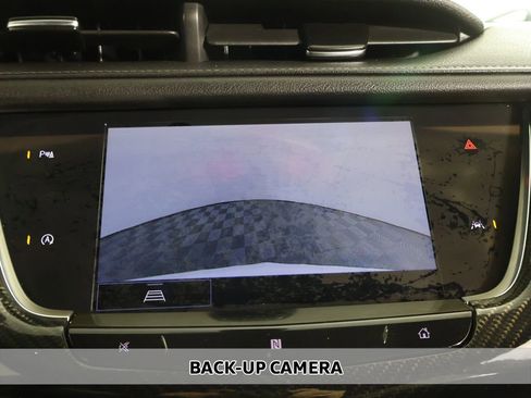 Used 2021 Cadillac XT6 Sport AWD/4WD image 6