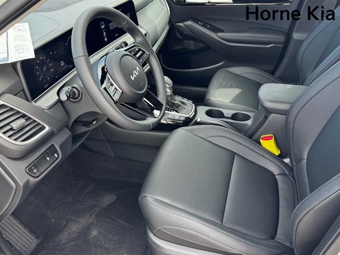 New 2026 Kia Seltos EX FWD image 9