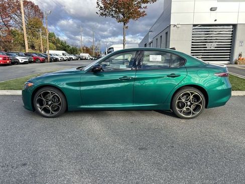 New 2025 Alfa Romeo Giulia AWD w/ Driving Assist Package image 5