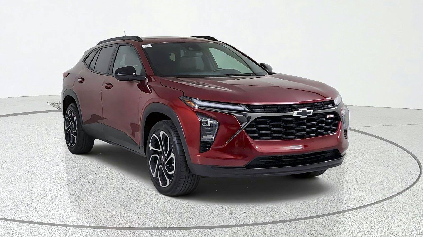 Used 2024 Chevrolet Trax RS w/ Driver Confidence Package FWD image 1