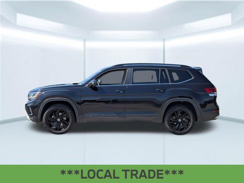 Used 2022 Volkswagen Atlas SE w/ Black Wheel Package FWD image 2