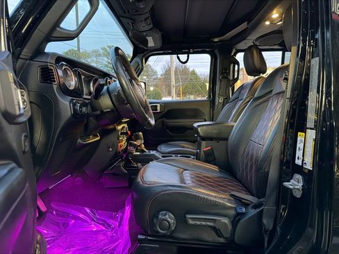 Used 2018 Jeep Wrangler Unlimited Rubicon image 26