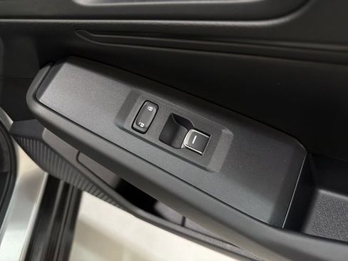 Used 2024 Honda Accord LX image 38