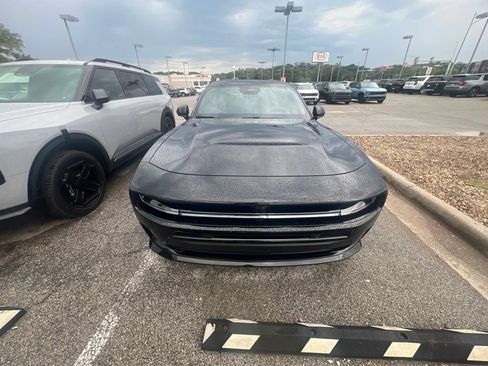 Used 2026 Dodge Charger Scat Pack AWD/4WD image 2