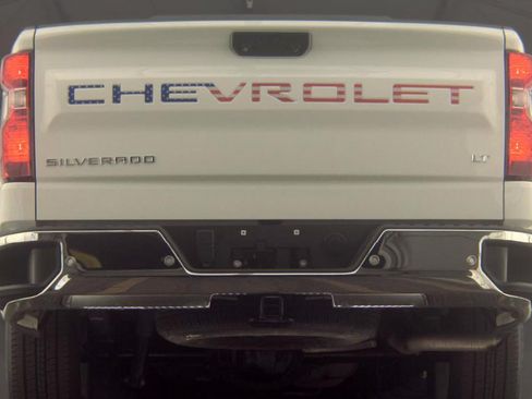 Used 2022 Chevrolet Silverado 1500 LT w/ All Star Edition Plus RWD image 6