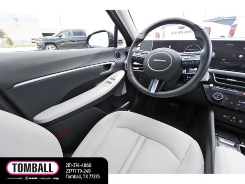 Used 2025 Hyundai Sonata SEL FWD image 9