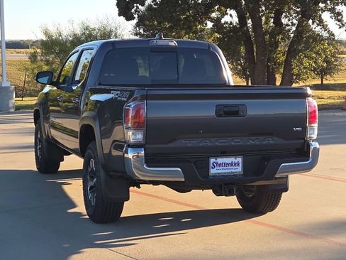 Used 2023 Toyota Tacoma TRD Off-Road AWD/4WD image 6