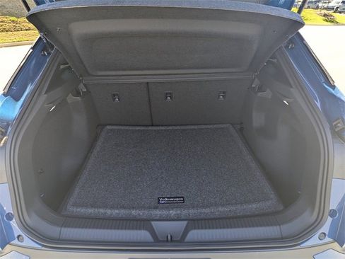 New 2025 Volkswagen ID.4 Pro image 13