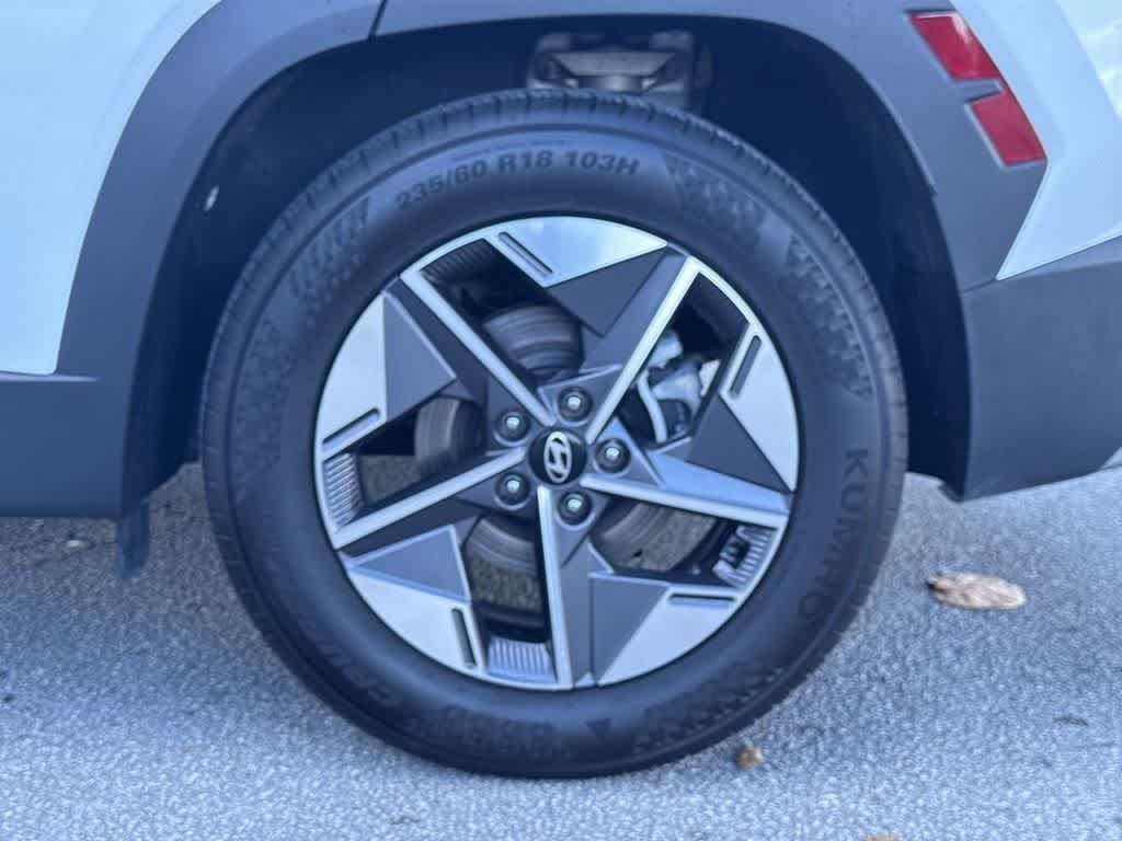 Used 2026 Hyundai Tucson SEL FWD image 11