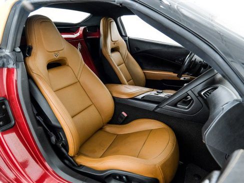 Used 2014 Chevrolet Corvette Stingray Convertible w/ 2LT Preferred Equipment Group image 35