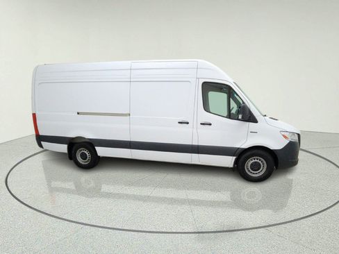 Used 2024 Mercedes-Benz eSprinter 170 Cargo image 6
