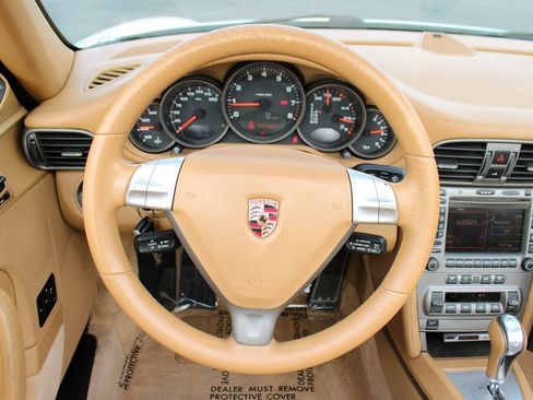 Used 2005 Porsche 911 Carrera RWD image 24