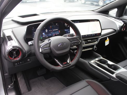 New 2026 Chevrolet Equinox EV RS image 11