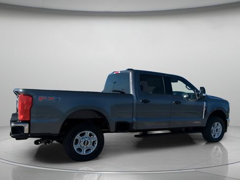 New 2026 Ford F250 XLT image 31