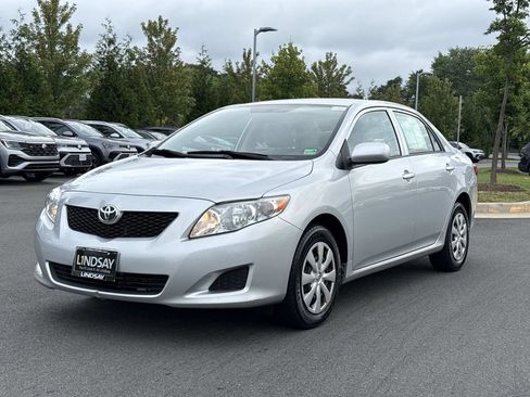 Used 2010 Toyota Corolla FWD image 6