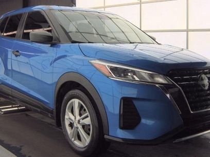 Used 2022 Nissan Kicks S