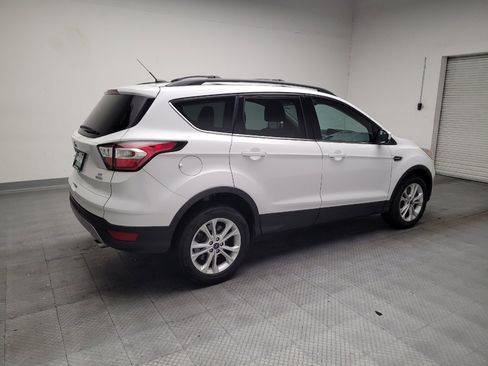 Used 2017 Ford Escape SE FWD image 10