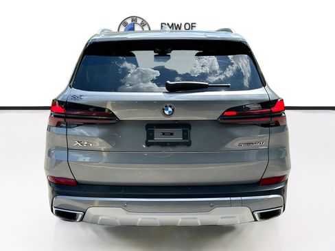 Used 2024 BMW X5 sDrive40i w/ Parking Assistance Package image 6
