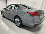 Used 2024 Nissan Altima 2.5 SV image 5