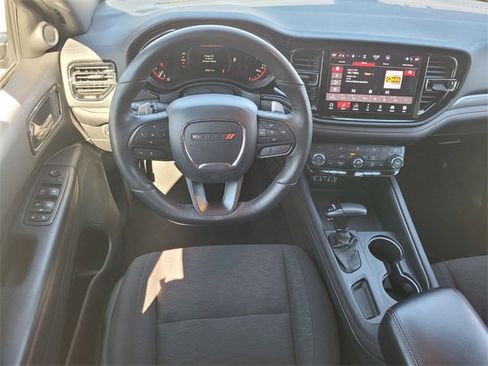 Used 2025 Dodge Durango GT image 8