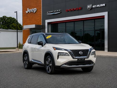 Used 2022 Nissan Rogue Platinum w/ Head-Up Display Package FWD image 1