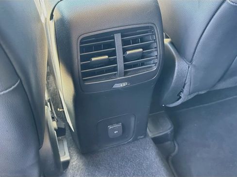 Used 2020 Ford Escape SEL AWD/4WD image 28