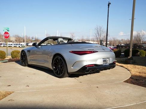 Certified 2022 Mercedes-Benz SL 55 AMG 4MATIC image 15