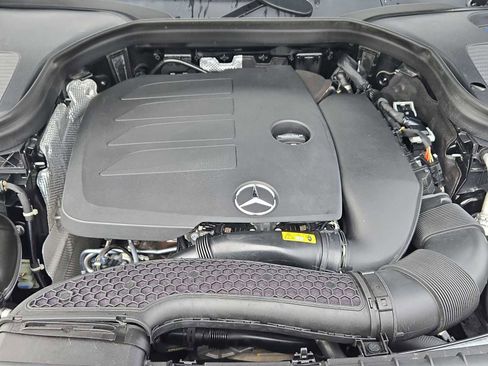 Used 2022 Mercedes-Benz GLC 300 4MATIC image 14