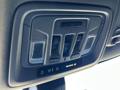 Used 2021 GMC Sierra 1500 Denali w/ Denali Premium Package image 31