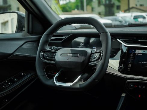 New 2026 Jeep Cherokee Laredo AWD/4WD image 15