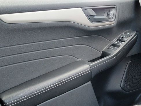 Certified 2022 Ford Escape SE w/ Convenience Package image 37