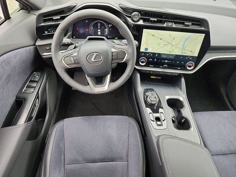 Used 2023 Lexus RZ 450e Premium image 13