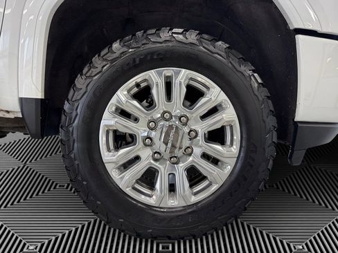 Used 2020 GMC Sierra 3500 Denali w/ Denali Ultimate Package image 10