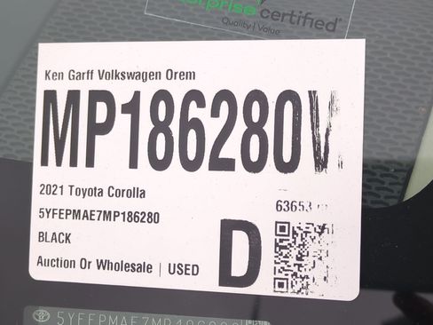 Used 2021 Toyota Corolla LE image 31