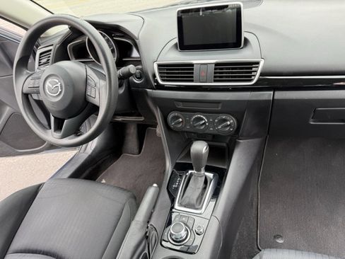 Used 2015 MAZDA MAZDA3 i Sport FWD image 24