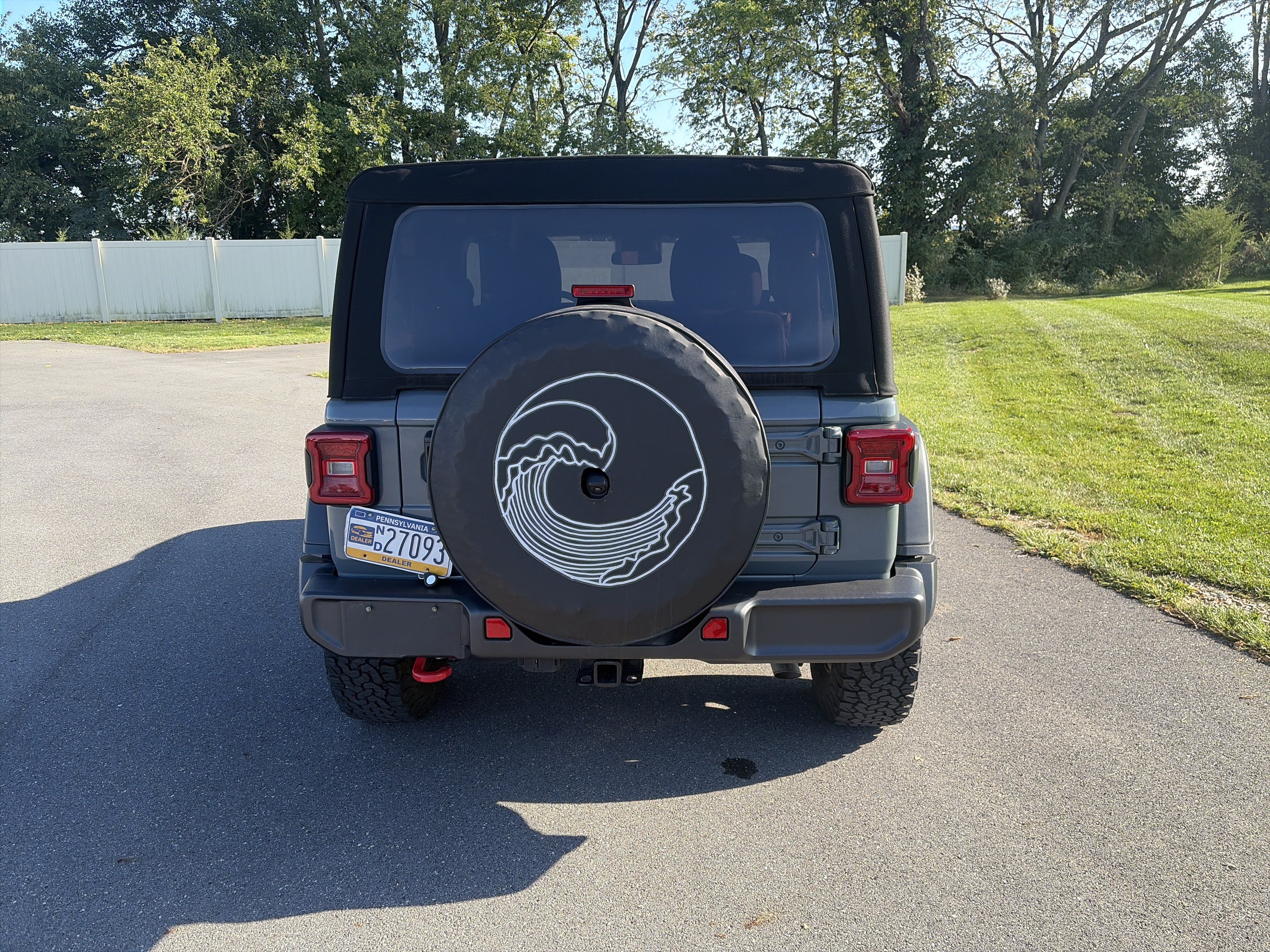Used 2024 Jeep Wrangler Rubicon AWD/4WD image 8
