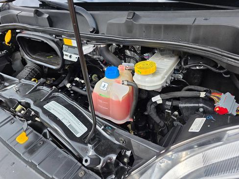 Used 2023 RAM ProMaster 2500 image 22