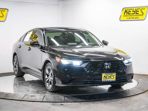 Used 2023 Honda Accord EX image 5
