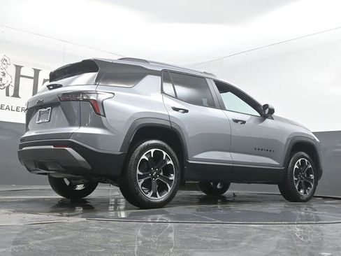 New 2026 Chevrolet Equinox LT w/ Convenience Package II image 11