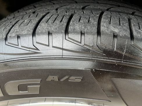 Used 2019 Lincoln Nautilus Select AWD/4WD image 29