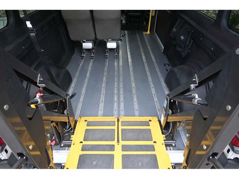 Used 2015 RAM ProMaster 2500 w/ Interior Convenience Group FWD image 22